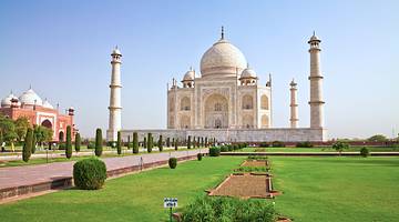 The beautiful white Taj Mahal is one of the most famous landmarks in India