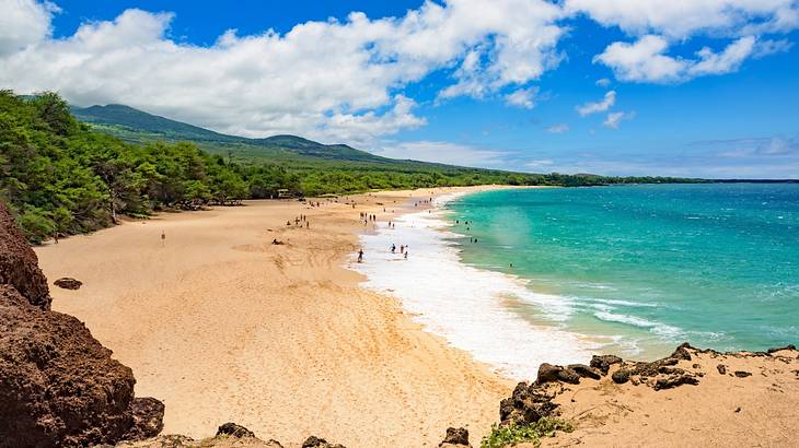Visiting a sandy beach is one of the best free things to do on Maui, Hawaii