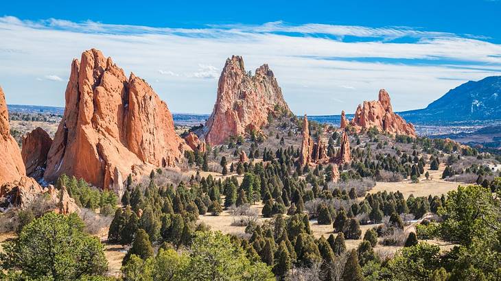 Things to do in Colorado Springs in the fall include visiting the Garden of the Gods