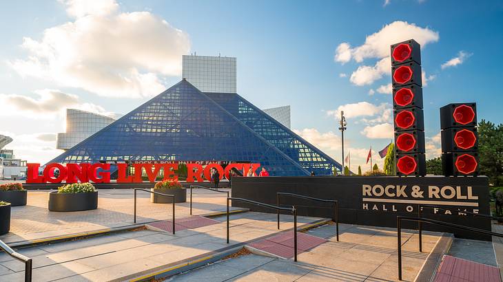 One of the fun facts about Ohio state is Cleveland's Rock & Roll Hall of Fame