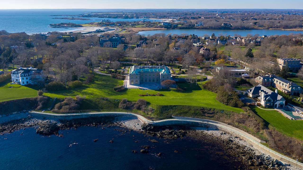 One of the facts about Rhode Island State is that it's also known as Aquidneck Island