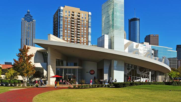 One of the fun things to do for couples in Atlanta, GA is going to World of Coca Cola