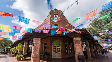 One of the fun free things to do in San Antonio, Texas, is the Historic Market Square
