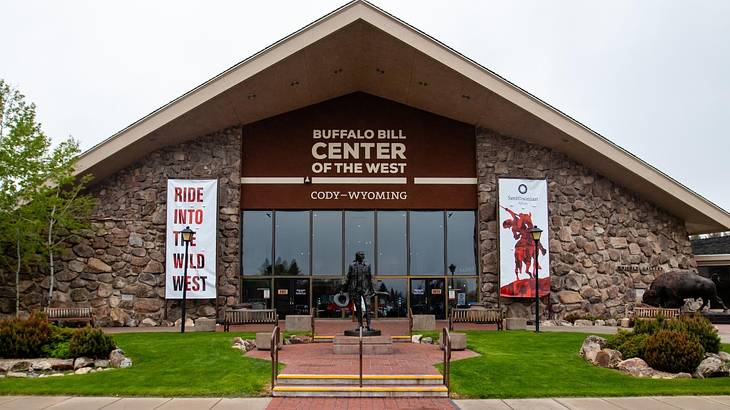 One of the famous landmarks in Wyoming not to miss is Buffalo Bill Center of the West One of the famous landmarks in Wyoming not to miss is Buffalo Bill Center of the West