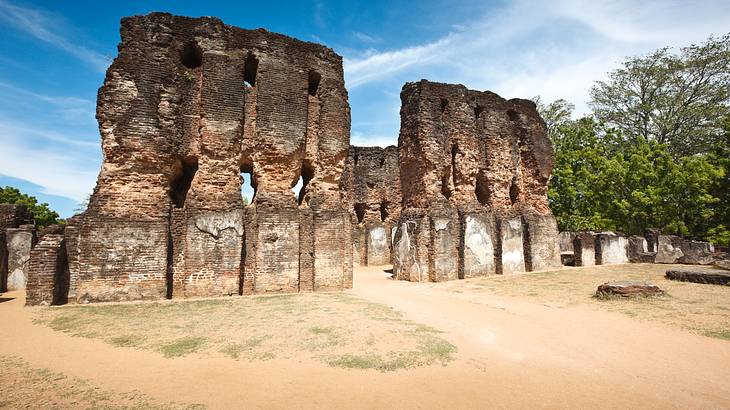 Royal Palace Ruins, Vejayanta Pasada, Polonnaruwa, Sri Lanka