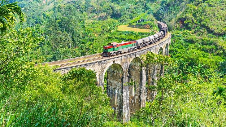 Nine Arch Bridge, Damodara, Sri Lanka Nine Arch Bridge, Damodara, Sri Lanka