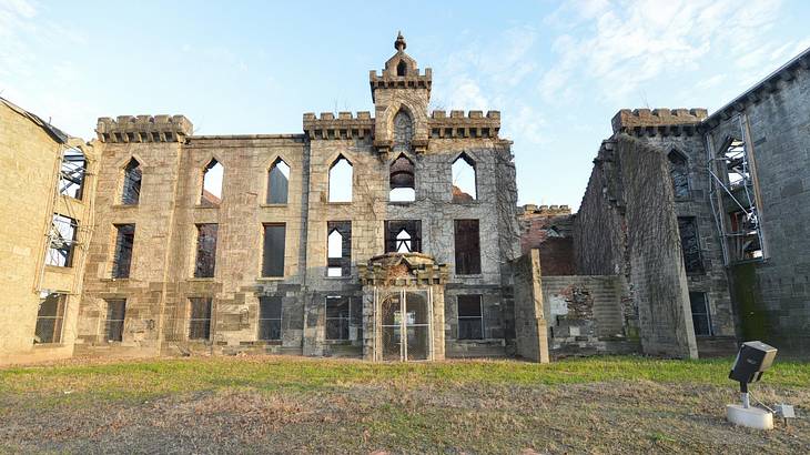 One of the most unique things to do in NYC is seeing the smallpox hospital ruins
