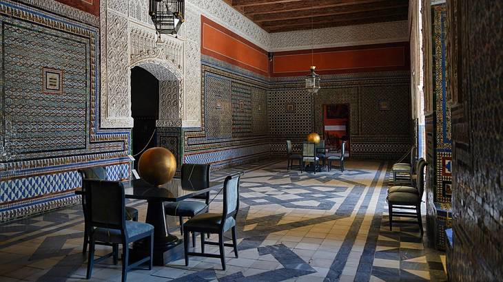 One of the best things to do in Seville, Spain, is going to Casa de Pilatos