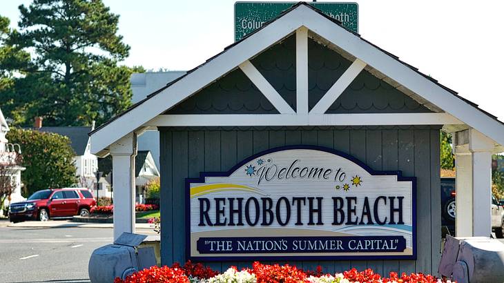 A sign that says "Rehoboth Beach, The Nations Summer Capital"