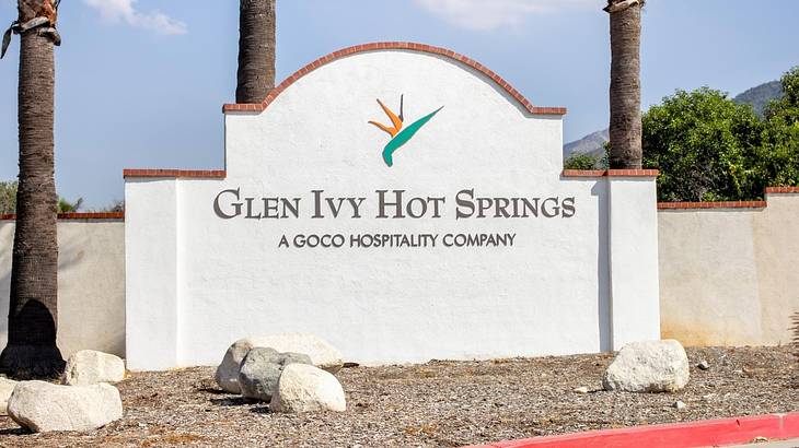 A sign that says "Glen Ivy Hot Springs"
