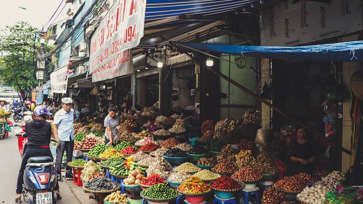 Hanoi Food Street Market