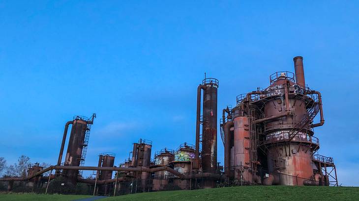 Visiting Gas Works Park is one of the fun things to do in Seattle at night