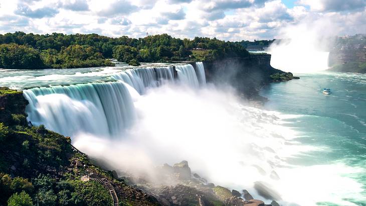 Landscape view of Niagara Falls, Ontario, Canada Landscape view of Niagara Falls, Ontario, Canada