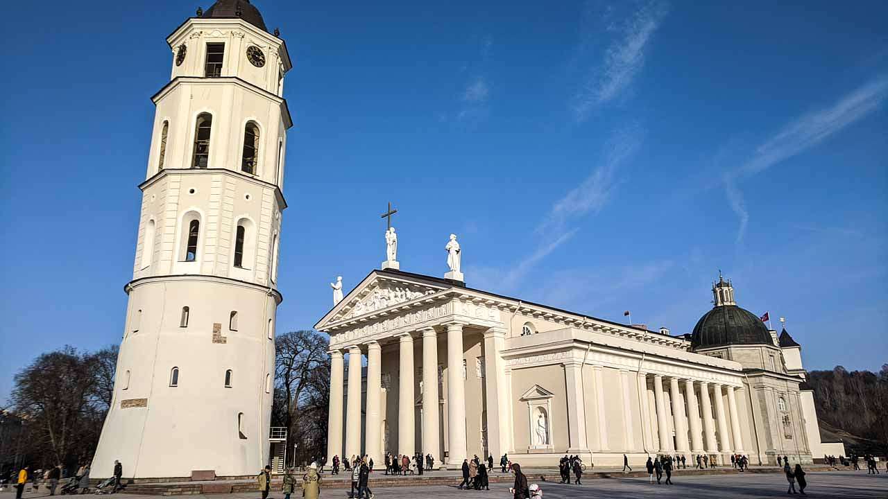 One Week in Lithuania Itinerary - A white cathedral in Vilnius, Lithuania