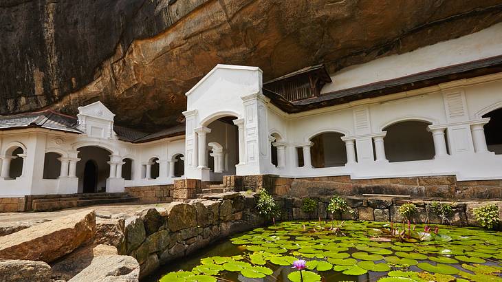 Dambulla Cave Temple