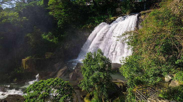 Huluganga Ella Falls