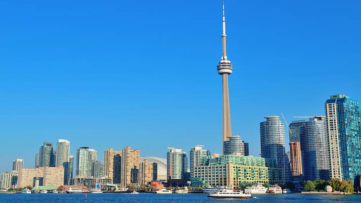 The gigantic CN tower, one of the most famous Canadian landmarks, standing tall