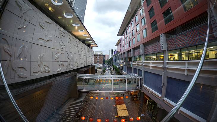 A bridge connecting the outside of a casino and hotel buildings