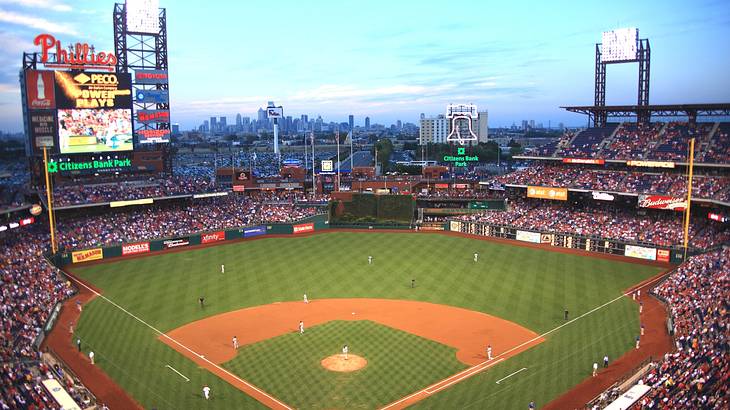 One of many fun date ideas in Philadelphia, PA, is going to a Phillies baseball game