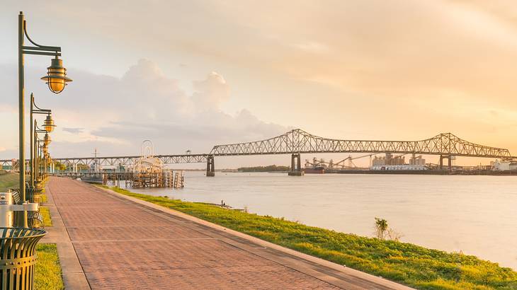 One of the fun date ideas in Baton Rouge is going for a walk by the Mississippi River