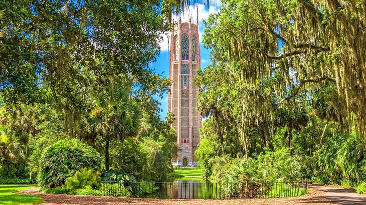 One of the famous landmarks in Florida is the Bok Tower Gardens