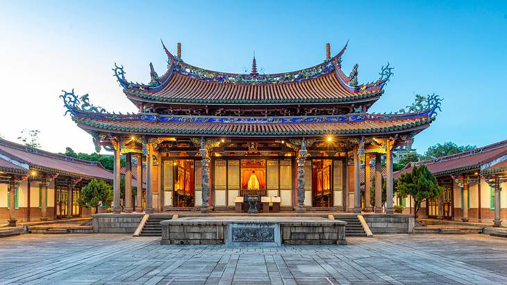 The outside of the beautiful Taipei Confucius Temple