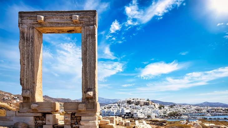Naxos Town is where to stay in Naxos to sightsee and visit its landmarks
