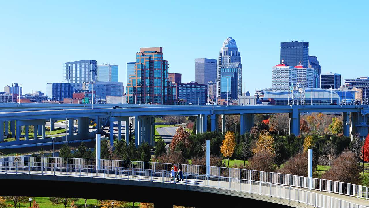 The best time to go to Louisville, KY, for low accommodation rates is in winter