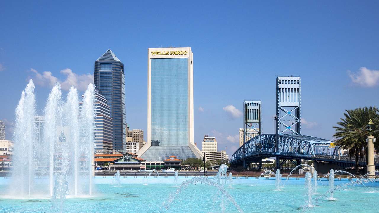 One of the popular landmarks in Jacksonville, Florida, is the Friendship Fountain