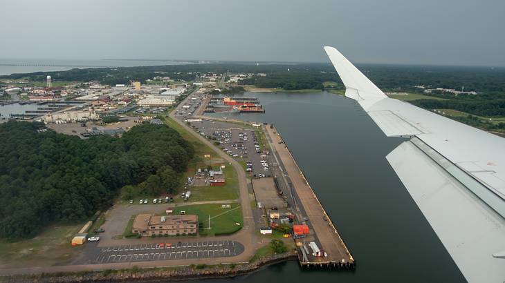 An airplane landing at one of the airports close to the Outer Banks, NC