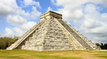 Another of the unique things to do in Cancun, Mexico, is visiting Chichen Itza