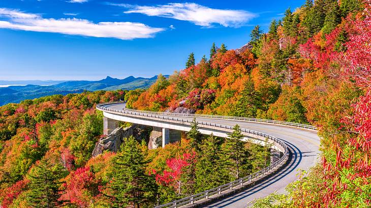 Driving on the Blue Ridge Parkway must be added to your North Carolina bucket list